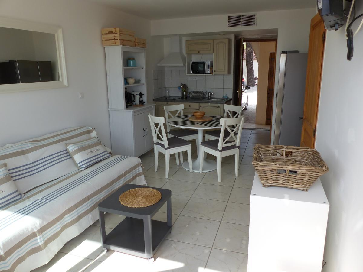 Appartement Face A La Mer Ла-Круа-Вальме Екстер'єр фото